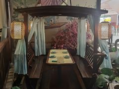 -韵秋荷(宝山龙湖天街店)