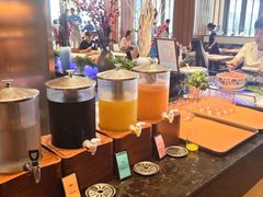 -亚龙湾希尔顿自助餐厅·海鲜·烧烤·沙滩BBQ·现场乐队