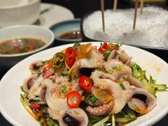 -鲜入唯煮·港式海鲜牛肉火锅(金宝街店)