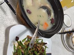 -陈生记黑鱼馆·20年活鱼现杀(宁波鼓楼店)