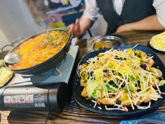 -MI WU FACTORY米屋美食工厂餐厅(绿地店)