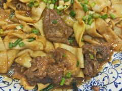 -壹阁胡羊焖饼(特色小吃街店)