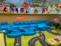 -莫莉幻想儿童乐园(武汉经开永旺店)