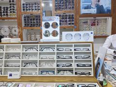-沪睛眼镜蔡司官方授权店(金桥佳林路店)