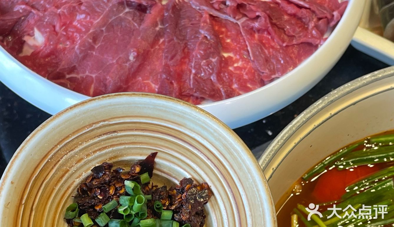 来贵阳第一顿，建议直奔这家酸汤鱼……
