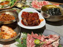 -草家酱蟹炭火烤肉店(珲春南路一店)