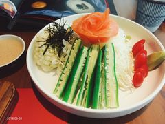 三文鱼牛油果沙拉-石葵(锦业时代店)