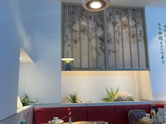 -蜜桃餐厅·伴山(绿宝广场店)