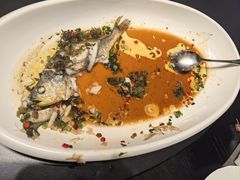 -忆江南·临江鱼馆