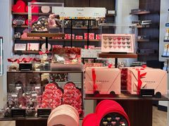 -Laderach 莱德拉(上海环贸iapm店)