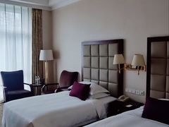 -曲江惠宾苑宾馆(大雁塔大唐不夜城店)