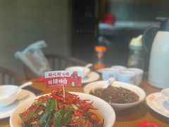 -爱碗亭·鲜炒湖南菜(壹城中心店)
