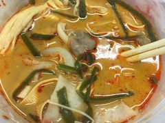 -小蛮椒麻辣烫·麻辣拌(青浦宝龙店)
