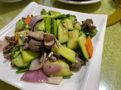 丝瓜炒鹅杂-烧鹅妹饭店