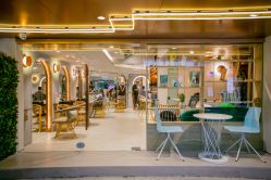 -苏豪路易士·嘉玛发廊