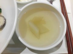 萝卜汤-轻蔬不用等·素食(江苏路店)