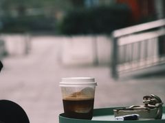 -Be Lived Cafe比例咖啡(摩天轮店)