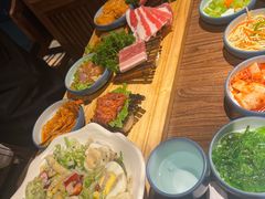 -明洞阿姨·韩式酱蟹烤肉·创意料理(三元桥店)