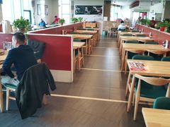 大堂-小六汤包砂煲菜(文景路店)