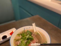 -美奈小馆·越南料理(中航城君尚购物中心店)
