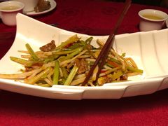 -东馆和天下特色餐饮(工农店)