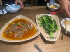 -肖四女乐山跷脚牛肉(滨江天街店)