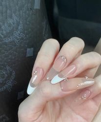 -CM.Nail美甲美睫