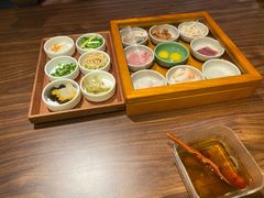 -良米山·云南野生菌过桥米线(上海首店)