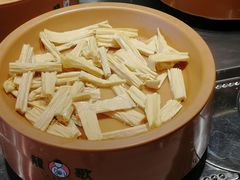 -龍歌自助小火锅(市南金茂湾店)