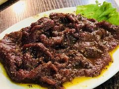 -韩风烤牛肉冷面店
