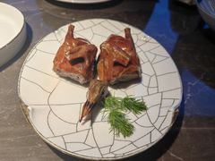脆皮乳鸽-新荣记(BFC外滩金融中心店)