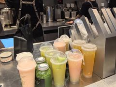 -喜茶(北京华贸购物中心店)