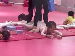 -芭芭拉舞蹈·星星演说家(珠江新城校区)