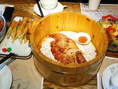 -胡桃里音乐酒馆(环亚凯瑟琳广场店)