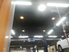 -青岛六和汽车4S店·江铃福特