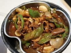 -霸蛮湖南菜·牛肉粉(荣京西街店)