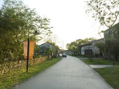 -田园东方蜜桃村的田野营地