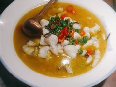 -川流不息·地道川菜·小龙虾(松东路店)