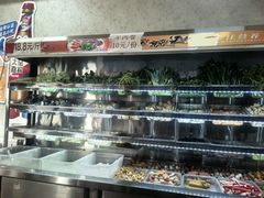 -不起眼麻辣烫凉皮店