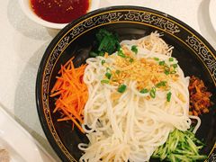 大理鸡丝凉米线-云腾食府·云南菜