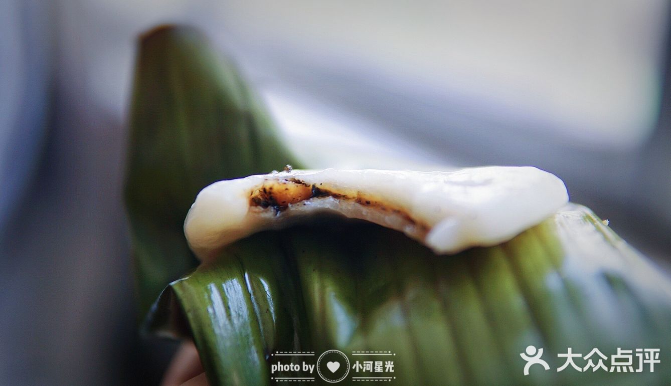 今天买了猪蹄子，烧鸭，蜜汁叉烧！