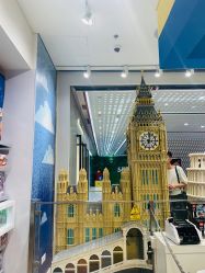 -乐高品牌旗舰店(人民广场店)