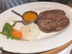 -斗牛士牛排(南京东路店)