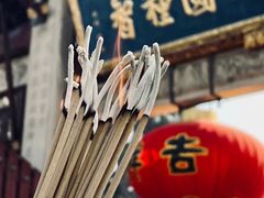 -龙华寺