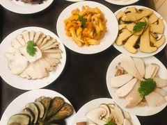 -天宜隆蘑菇宴火锅(石景山旗舰店)