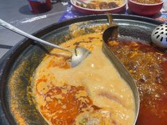 -生活如沸·顺德水牛奶火锅(大学路店)