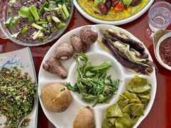 -鸿运美食府
