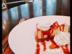 -WOLFGANG PUCK KITCHEN & BAR(迪士尼小镇店)
