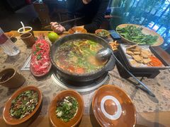 -贵厨酸汤牛肉(花果园国际中心店)