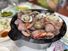 -巧克力渔家.小船海鲜胶东菜(万平口店)